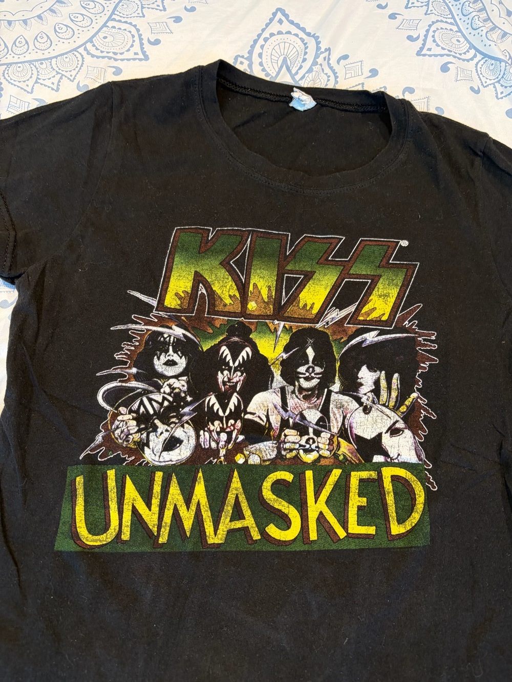 Kiss shirt women’s